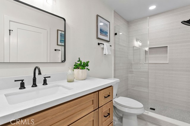 23631 Via Storni, Mission Viejo CA: https://media.crmls.org/medias/264ec3ce-dab3-431b-9d1e-467a9a34eca9.jpg