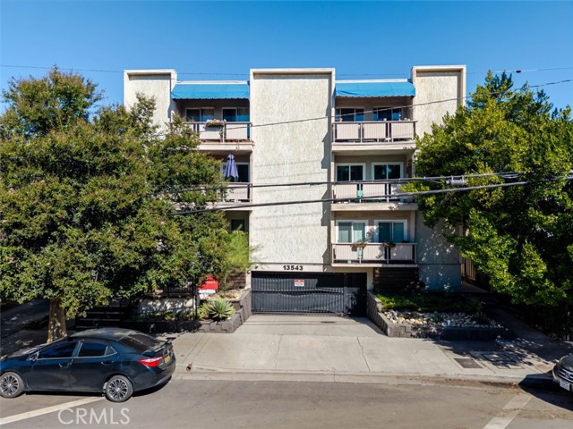 Detail Gallery Image 15 of 25 For 13543 Moorpark St #7,  Sherman Oaks,  CA 91423 - 2 Beds | 2 Baths