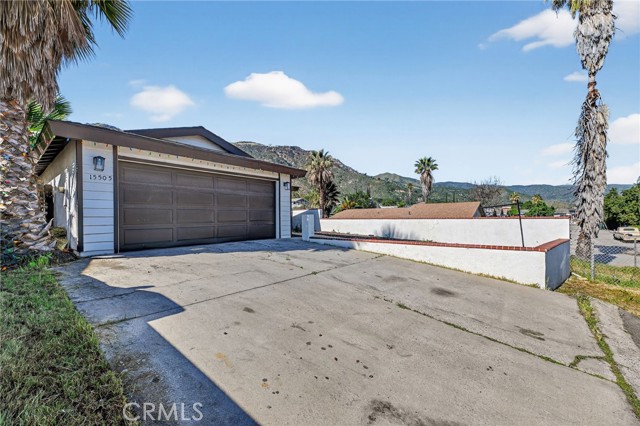Detail Gallery Image 26 of 31 For 15505 Shadow Mountain Ln, Lake Elsinore,  CA 92530 - 3 Beds | 2 Baths