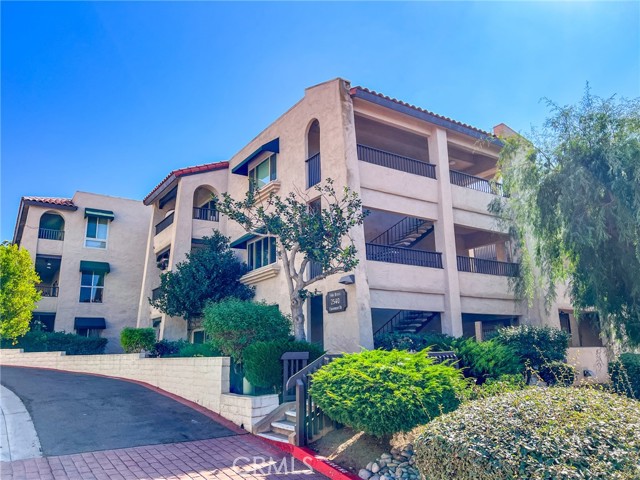 MLS: OC24010960 Condo For Sale