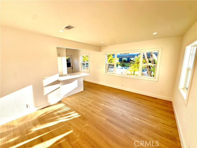 Detail Gallery Image 12 of 35 For 2064 Republic Ave, Costa Mesa,  CA 92627 - 4 Beds | 2 Baths