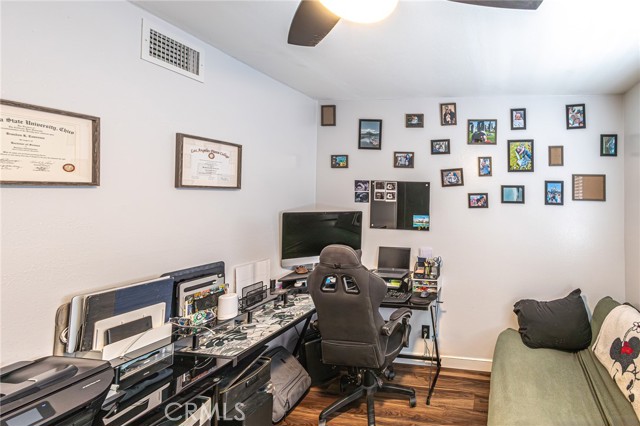 Detail Gallery Image 12 of 25 For 842 Granby, Simi Valley,  CA 93065 - 4 Beds | 2 Baths