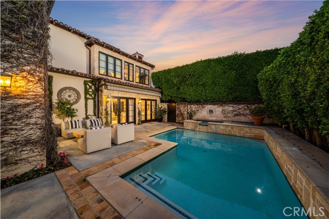 Detail Gallery Image 60 of 66 For 110 via Trieste, Newport Beach,  CA 92663 - 5 Beds | 5/1 Baths