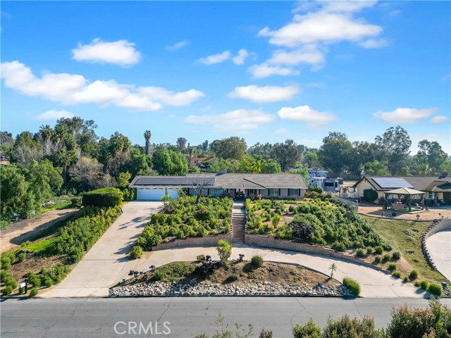 Detail Gallery Image 27 of 44 For 16750 Canyon View Dr, Riverside,  CA 92504 - 4 Beds | 2 Baths