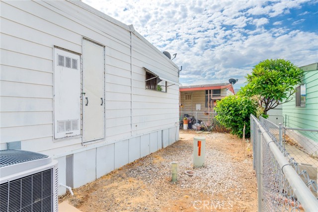 Detail Gallery Image 21 of 30 For 4000 Pierce St #220,  Riverside,  CA 92505 - 3 Beds | 2 Baths