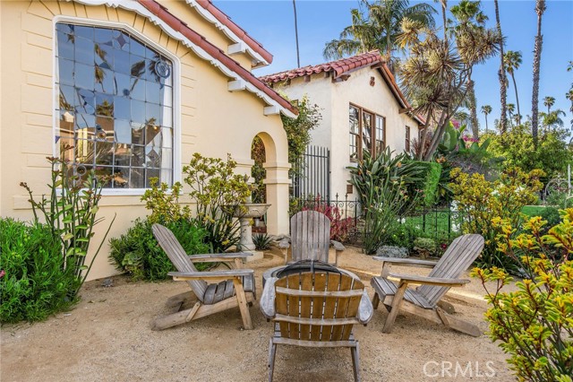 Detail Gallery Image 4 of 44 For 209 Ximeno Ave, Long Beach,  CA 90803 - 3 Beds | 2 Baths