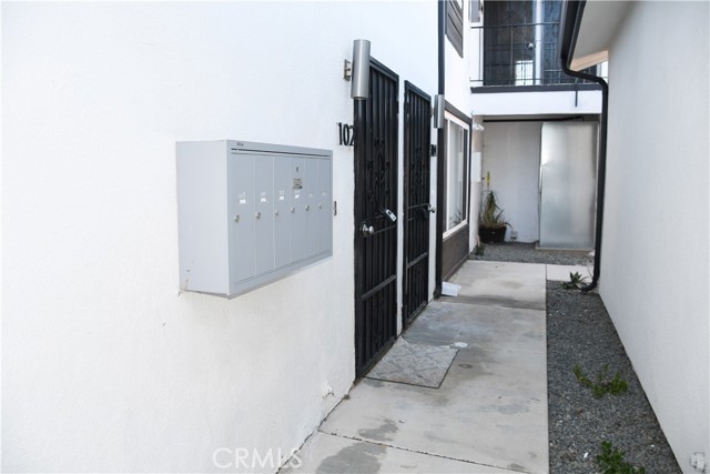 Detail Gallery Image 35 of 38 For 994 Valencia #108,  Costa Mesa,  CA 92626 - 1 Beds | 1 Baths