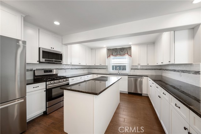 317 Sunrise Terrace, Arroyo Grande CA: https://media.crmls.org/medias/26554110-8b09-4251-b44c-960062e199e8.jpg