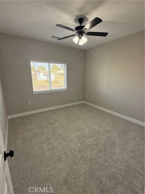 Detail Gallery Image 11 of 21 For 20420 Yuma, Apple Valley,  CA 92307 - 3 Beds | 2 Baths