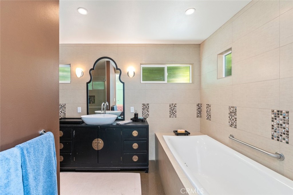 MLS #IG25135117 img 26