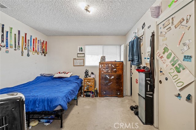 2538 Frost Avenue, Thousand Oaks CA: https://media.crmls.org/medias/26568e30-af02-43dc-9e89-01e61154a26d.jpg