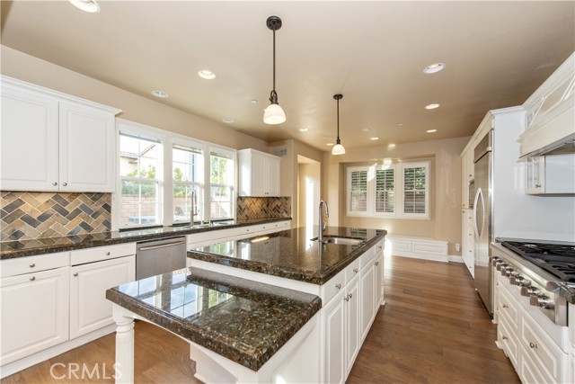 Detail Gallery Image 9 of 31 For 23 Breezes, Irvine,  CA 92620 - 4 Beds | 4/1 Baths