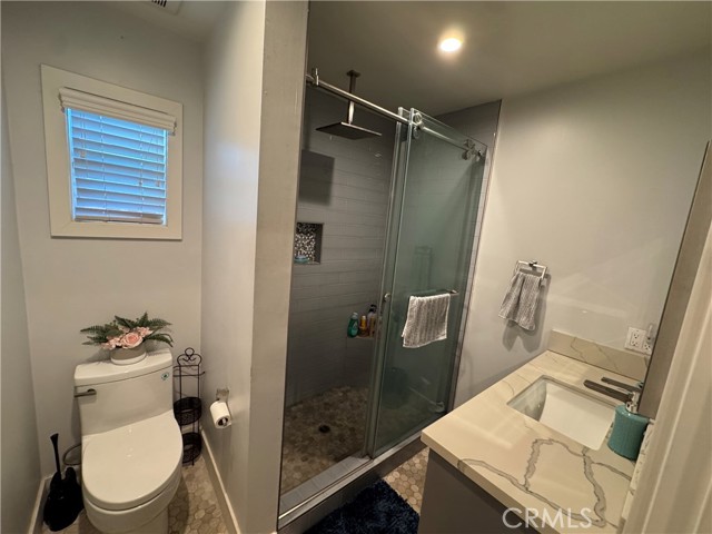 Detail Gallery Image 23 of 61 For 14825 Cranbrook Ave, Hawthorne,  CA 90250 - 4 Beds | 3 Baths