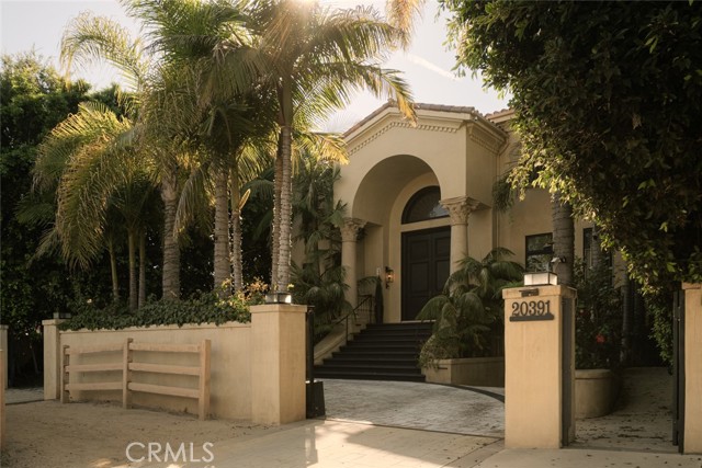 20391 Cypress Street, Newport Beach CA: https://media.crmls.org/medias/26593ef8-75b7-4478-8ecc-6f9e89dfa64d.jpg