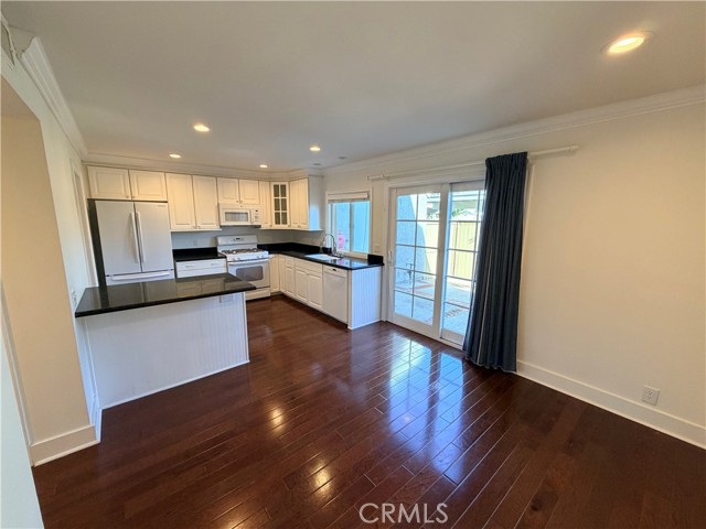 Detail Gallery Image 5 of 18 For 58 Eagle Run, Irvine,  CA 92614 - 3 Beds | 1/1 Baths