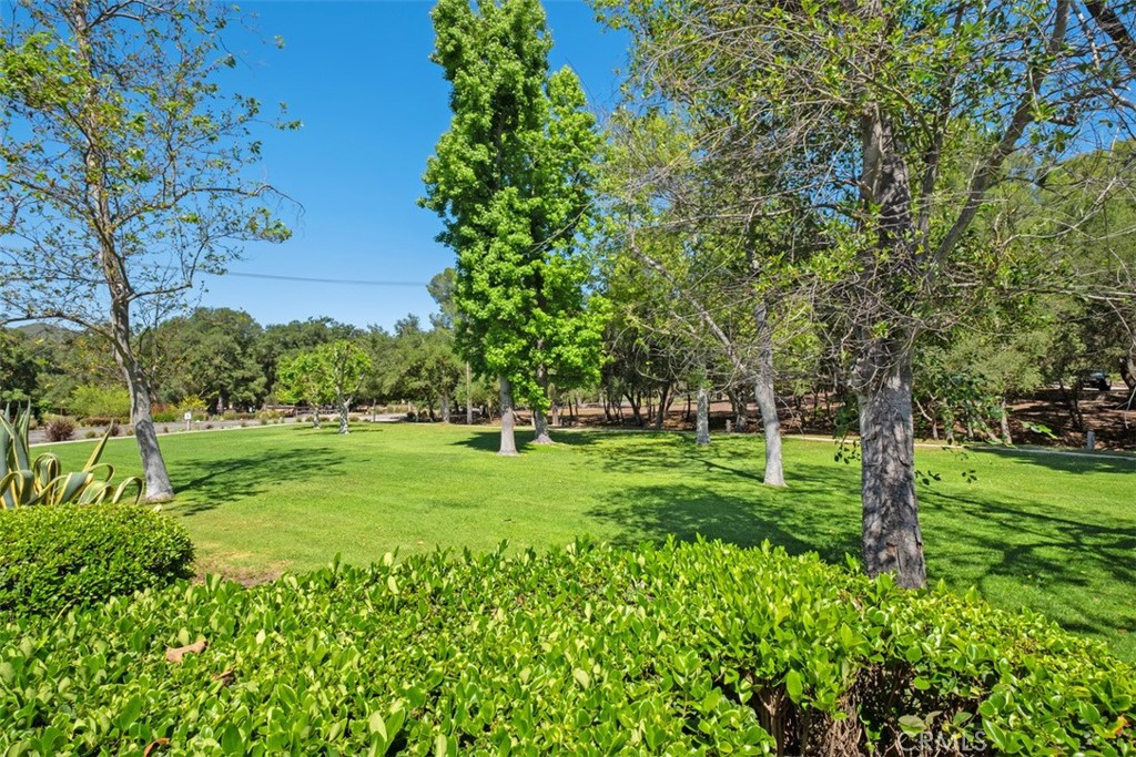 https://media.crmls.org/medias/265a7c10-02d5-4c52-b8d4-765b46340915.jpg?preset=X-Large