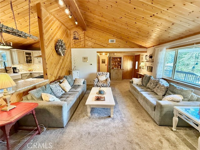 Detail Gallery Image 12 of 33 For 1900 Teton Way, –,  CA 93222 - 4 Beds | 3 Baths