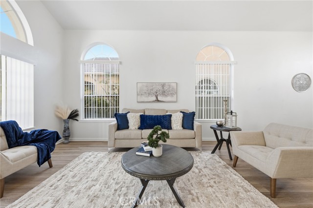 Detail Gallery Image 13 of 59 For 31772 Corte Rosario, Temecula,  CA 92592 - 5 Beds | 3 Baths