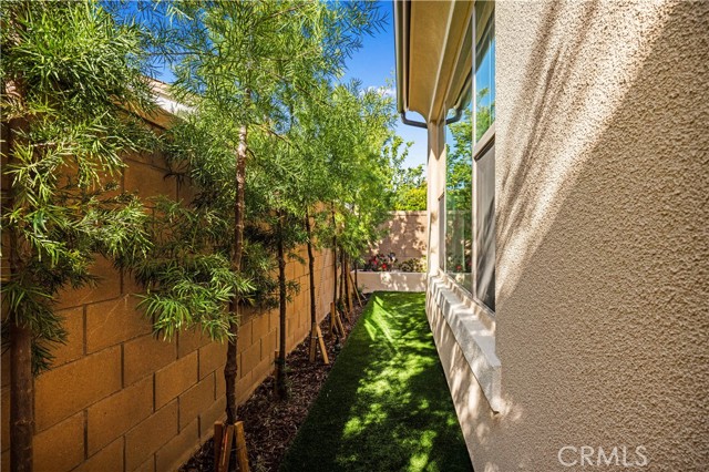 Detail Gallery Image 34 of 74 For 113 Imagination Trail, Irvine,  CA 92620 - 4 Beds | 3/1 Baths