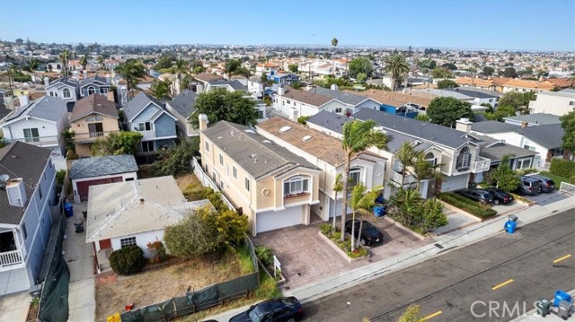 1727 Haynes Lane, Redondo Beach, California 90278, 4 Bedrooms Bedrooms, ,2 BathroomsBathrooms,Residential,Sold,Haynes,SB22185952