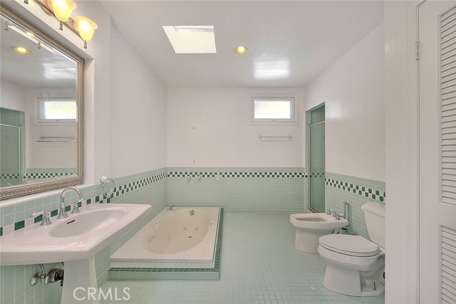 Detail Gallery Image 41 of 69 For 6423 Deep Dell, Hollywood,  CA 90068 - 3 Beds | 2/1 Baths