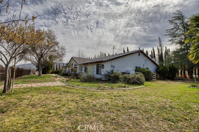 Detail Gallery Image 43 of 44 For 8323 Peach Ave, Hesperia,  CA 92345 - 4 Beds | 2/1 Baths