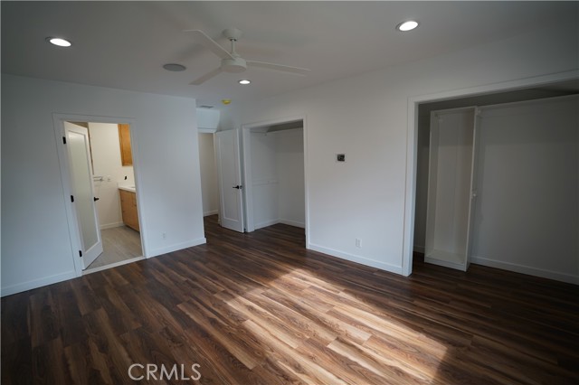 Detail Gallery Image 11 of 24 For 4466 Sherman Oaks Cir, Sherman Oaks,  CA 91403 - 3 Beds | 2 Baths