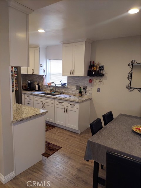 211 East California Avenue, A8 photo 7