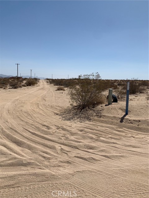 Detail Gallery Image 10 of 13 For 0 Meldora Ave, Twentynine Palms,  CA 92277 - – Beds | – Baths