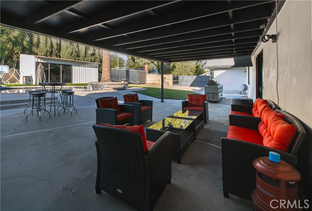 Detail Gallery Image 38 of 59 For 19501 Vintage St, Northridge,  CA 91324 - 7 Beds | 6 Baths