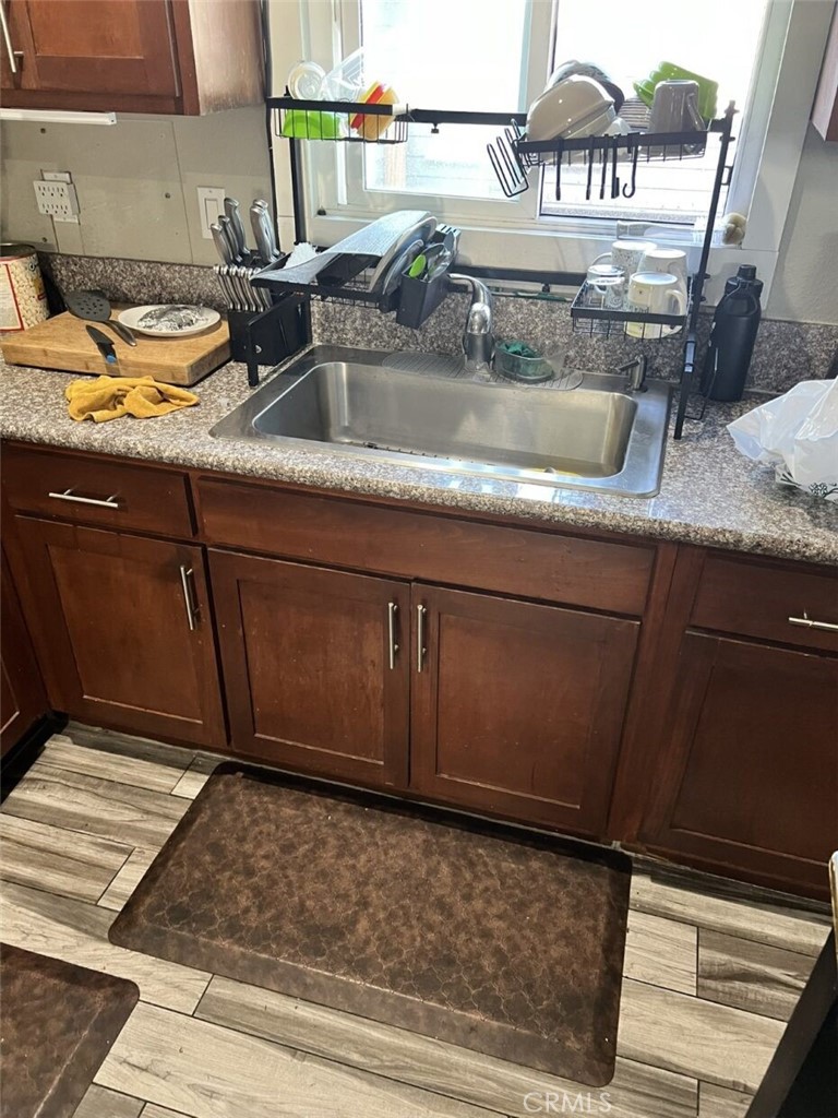 MLS #OC25109004 img 7