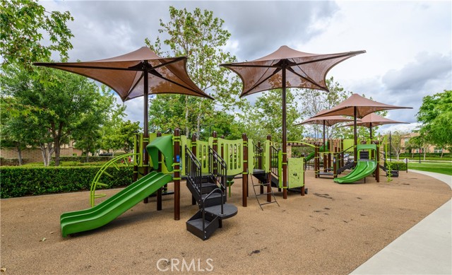 Detail Gallery Image 27 of 29 For 48 Castellana, Lake Forest,  CA 92630 - 5 Beds | 3 Baths