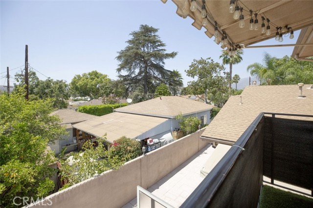 Detail Gallery Image 21 of 23 For 624 Hawthorne St a,  Glendale,  CA 91204 - 2 Beds | 2 Baths
