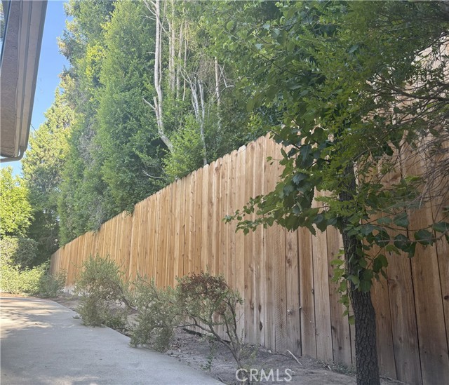 6233 Capistrano Avenue, Woodland Hills CA: https://media.crmls.org/medias/2662c43b-adb3-48ce-b782-a5c4cd83de2f.jpg