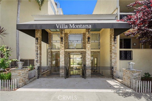 11970 Montana Avenue, Brentwood CA: https://media.crmls.org/medias/2662c772-9883-4244-b1d4-e4810e35a608.jpg