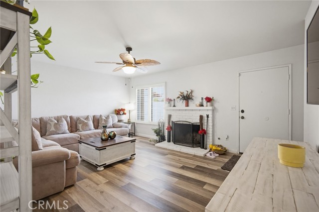 Detail Gallery Image 6 of 18 For 12557 Valley Meadows, Moreno Valley,  CA 92553 - 3 Beds | 2 Baths