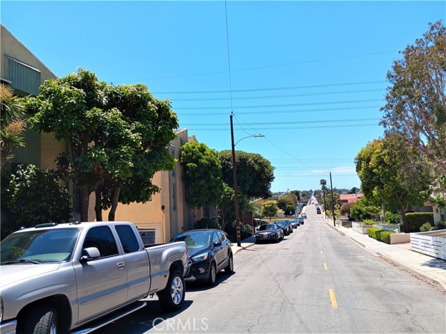 2520 Ruhland Avenue, Redondo Beach, California 90278, 2 Bedrooms Bedrooms, ,1 BathroomBathrooms,Residential,Sold,Ruhland,OC23112406