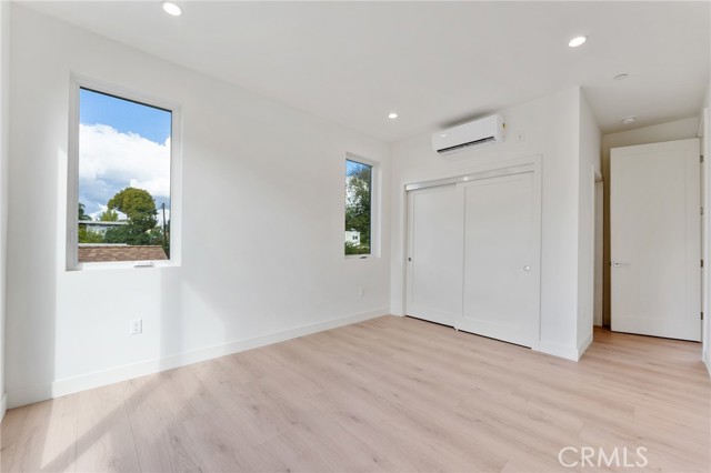 Detail Gallery Image 64 of 70 For 3932 S Minerva Ave, Los Angeles,  CA 90066 - 6 Beds | 6/1 Baths