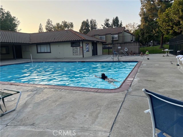 9386 Mesa Verde Drive, Montclair CA: https://media.crmls.org/medias/26646c01-6812-4767-bfe4-caf890ba90d1.jpg