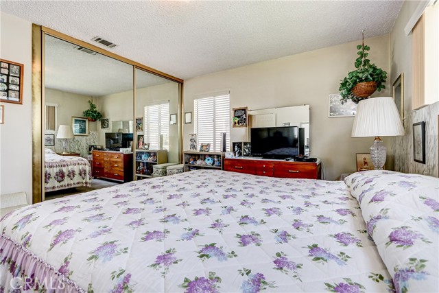 4750 W 191st Street, Torrance CA: https://media.crmls.org/medias/266491c8-8b47-4c8e-8bd4-c2a0b0d7c4ed.jpg