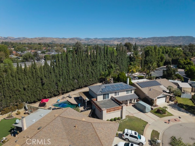 2491 Castlemont Court North photo 31