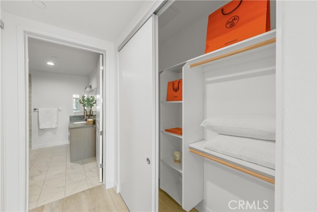 Detail Gallery Image 17 of 51 For 168 S Monterey St #413,  Alhambra,  CA 91801 - 1 Beds | 1/1 Baths