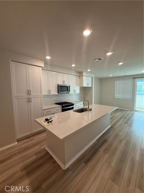 1692 Cayton Loop, West Covina CA: https://media.crmls.org/medias/26654677-9544-4d3a-9d58-416a37c6ab0c.jpg