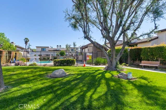 Detail Gallery Image 24 of 26 For 19091 E Country Hollow # 34, Orange,  CA 92869 - 2 Beds | 2/1 Baths