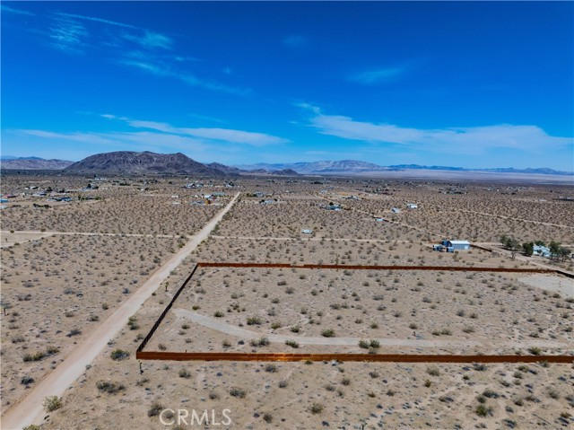 Image 4 of 27 For 425 Gerber Avenue