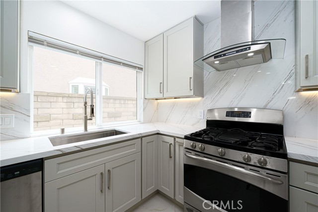 22822 Via Octavo, Mission Viejo CA: https://media.crmls.org/medias/26660191-fb77-4810-b62d-2cd8fdb55f76.jpg