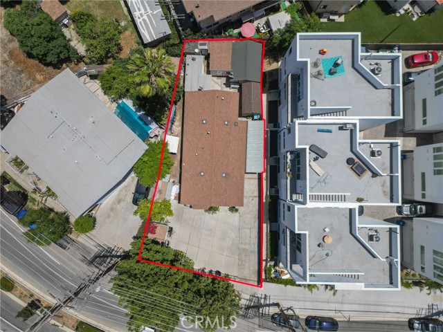 3428 Fletcher Drive, Los Angeles CA: https://media.crmls.org/medias/266647bd-9538-4112-ad3f-e4ddedeb8902.jpg