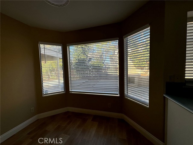 Detail Gallery Image 9 of 29 For 22066 Loch Lomond, Canyon Lake,  CA 92587 - 4 Beds | 3 Baths