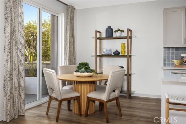 Detail Gallery Image 5 of 23 For 3648 S. Eichler Paseo #9,  Ontario,  CA 91761 - 2 Beds | 2/1 Baths