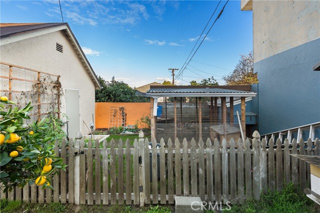 Detail Gallery Image 28 of 32 For 1848 W 78th, Los Angeles,  CA 90047 - – Beds | – Baths